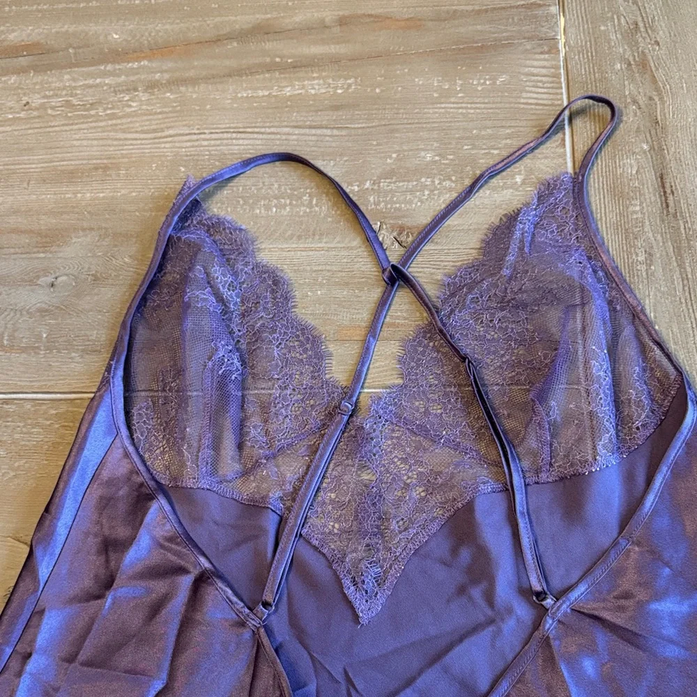Victoria's Secret Lavender Satin Lace Slip Dress Lingerie - Large - Like New - Picture 9 of 14